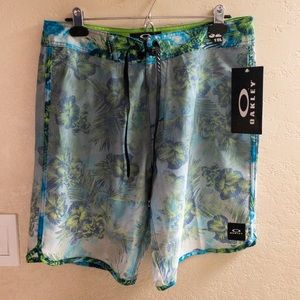Oakley boardshorts